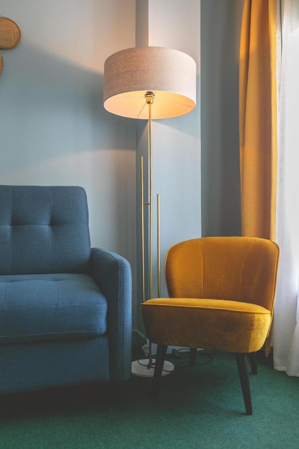 Le Central Boutique Hotel Beaune  Bagian luar foto