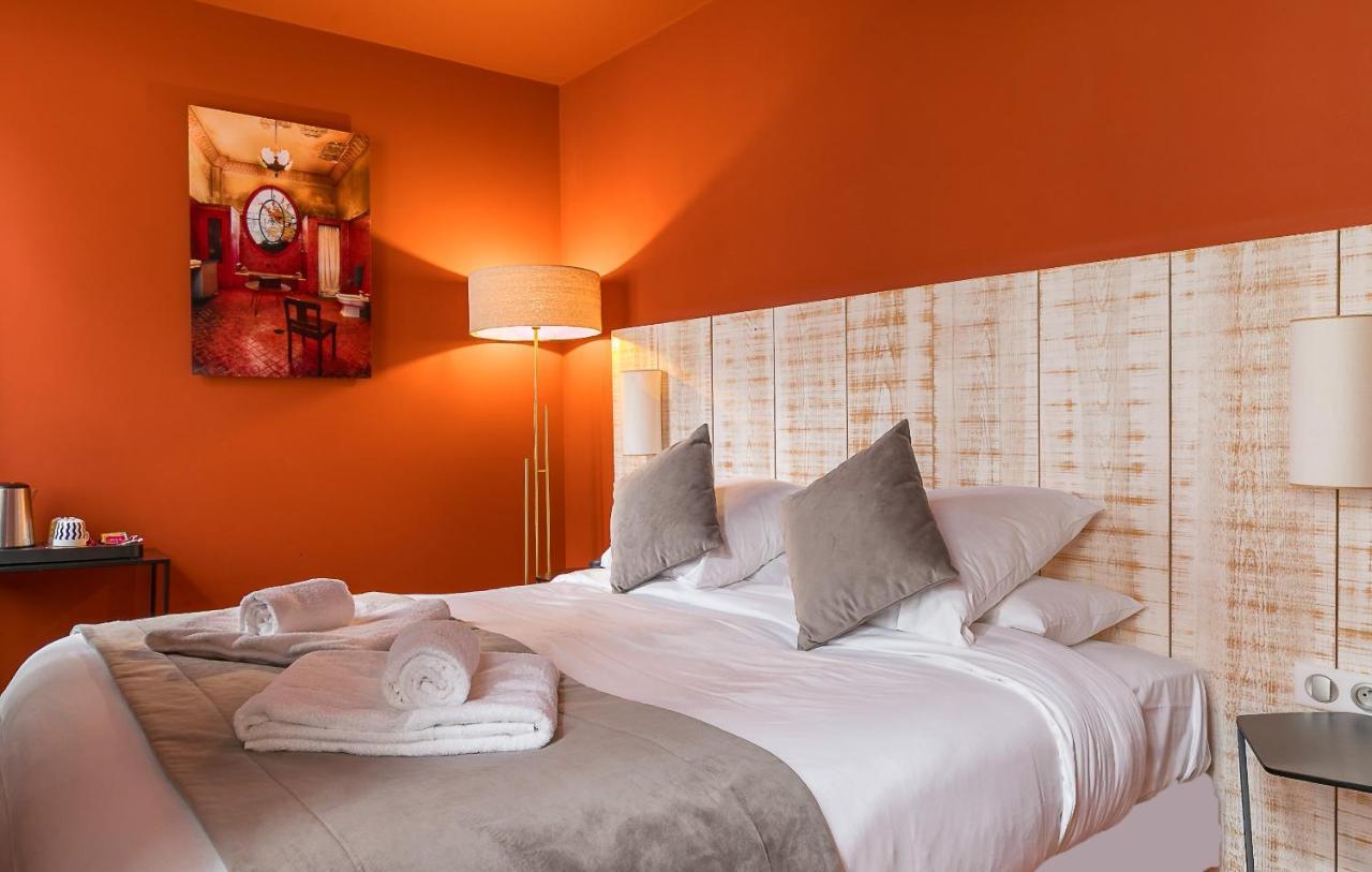 Le Central Boutique Hotel Beaune  Bagian luar foto