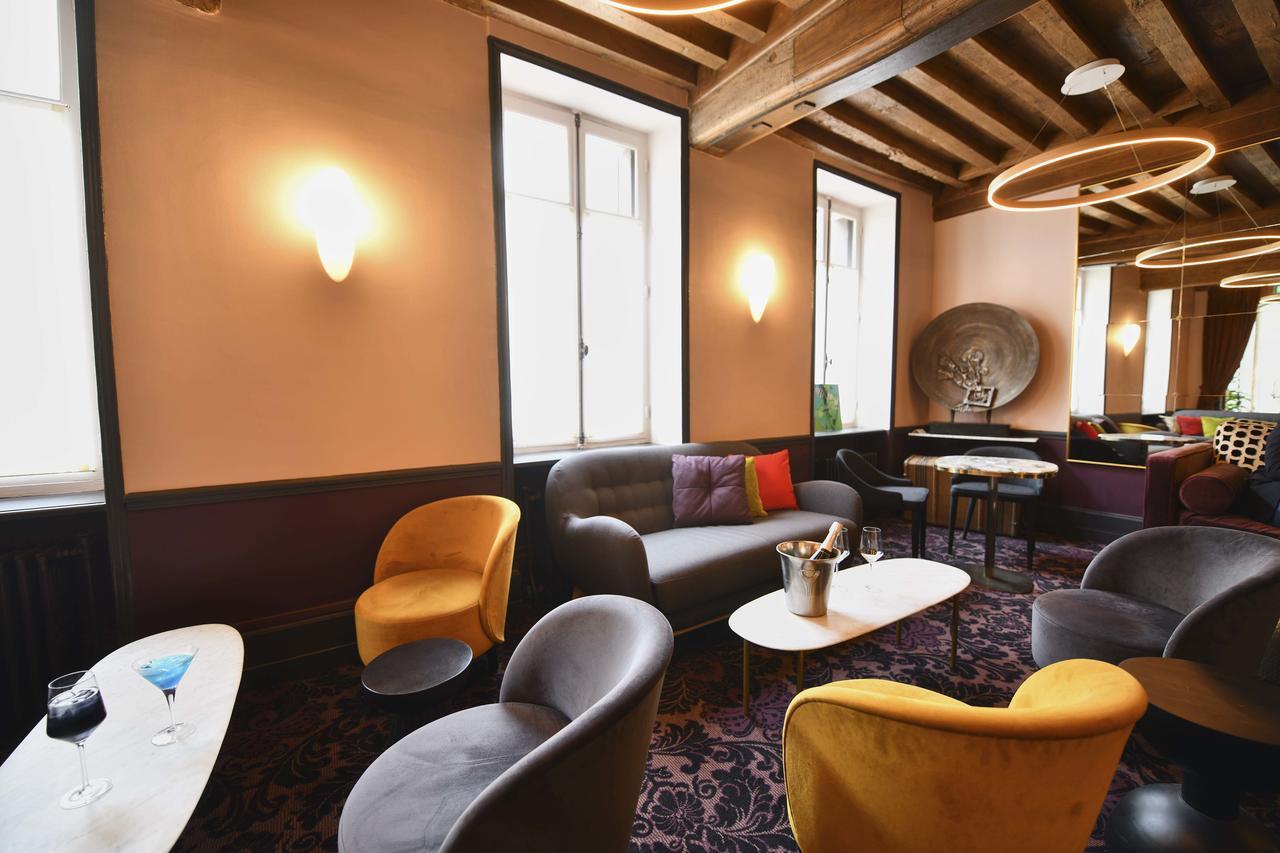 Le Central Boutique Hotel Beaune  Bagian luar foto